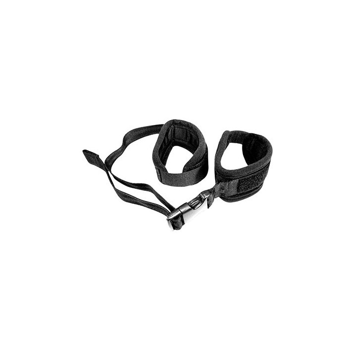 ADJUSTABLE HANDCUFF