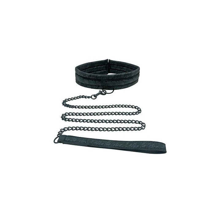 Lace Collar and Leash